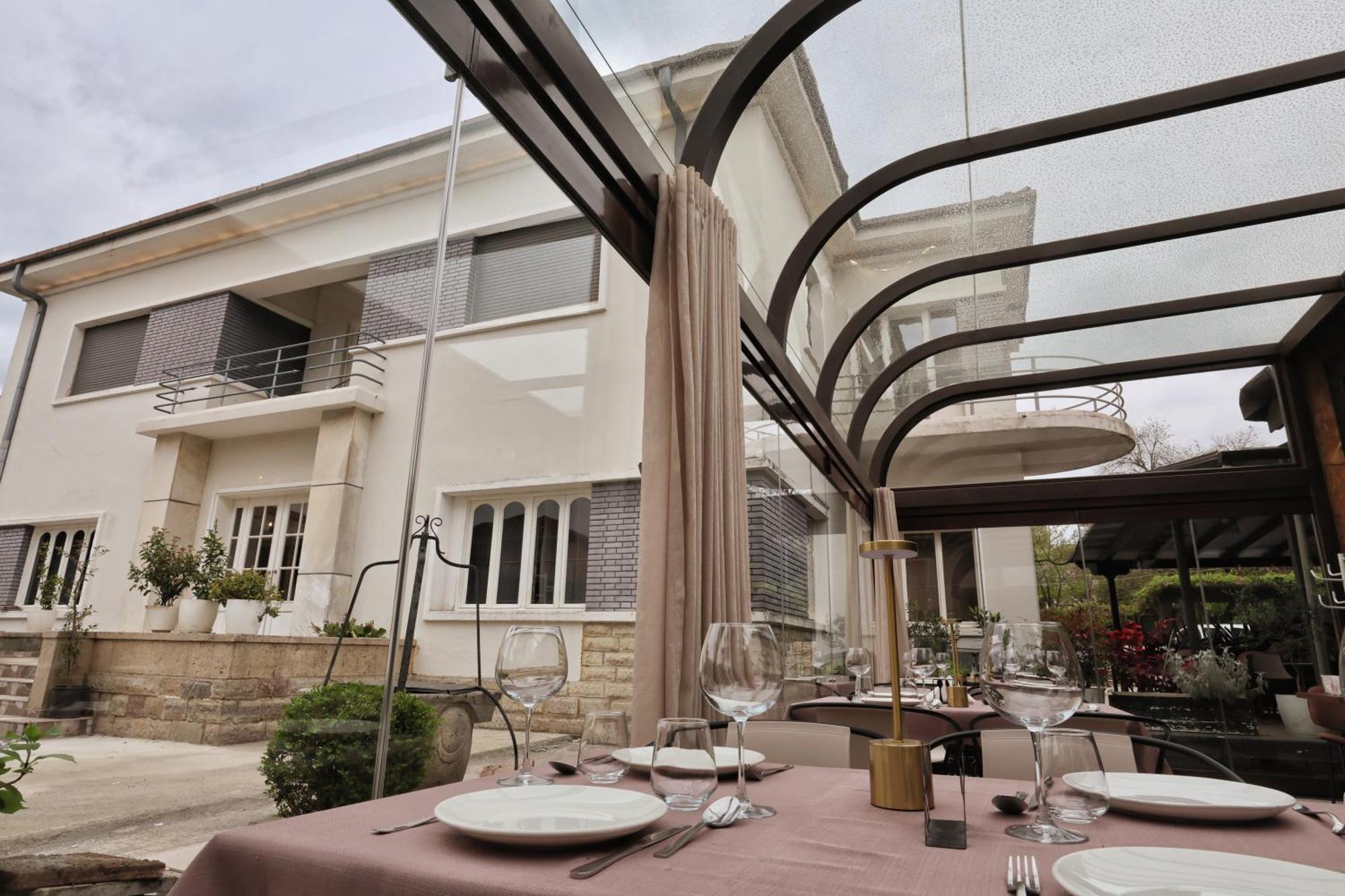 Casablanca - Boutique & Restaurant