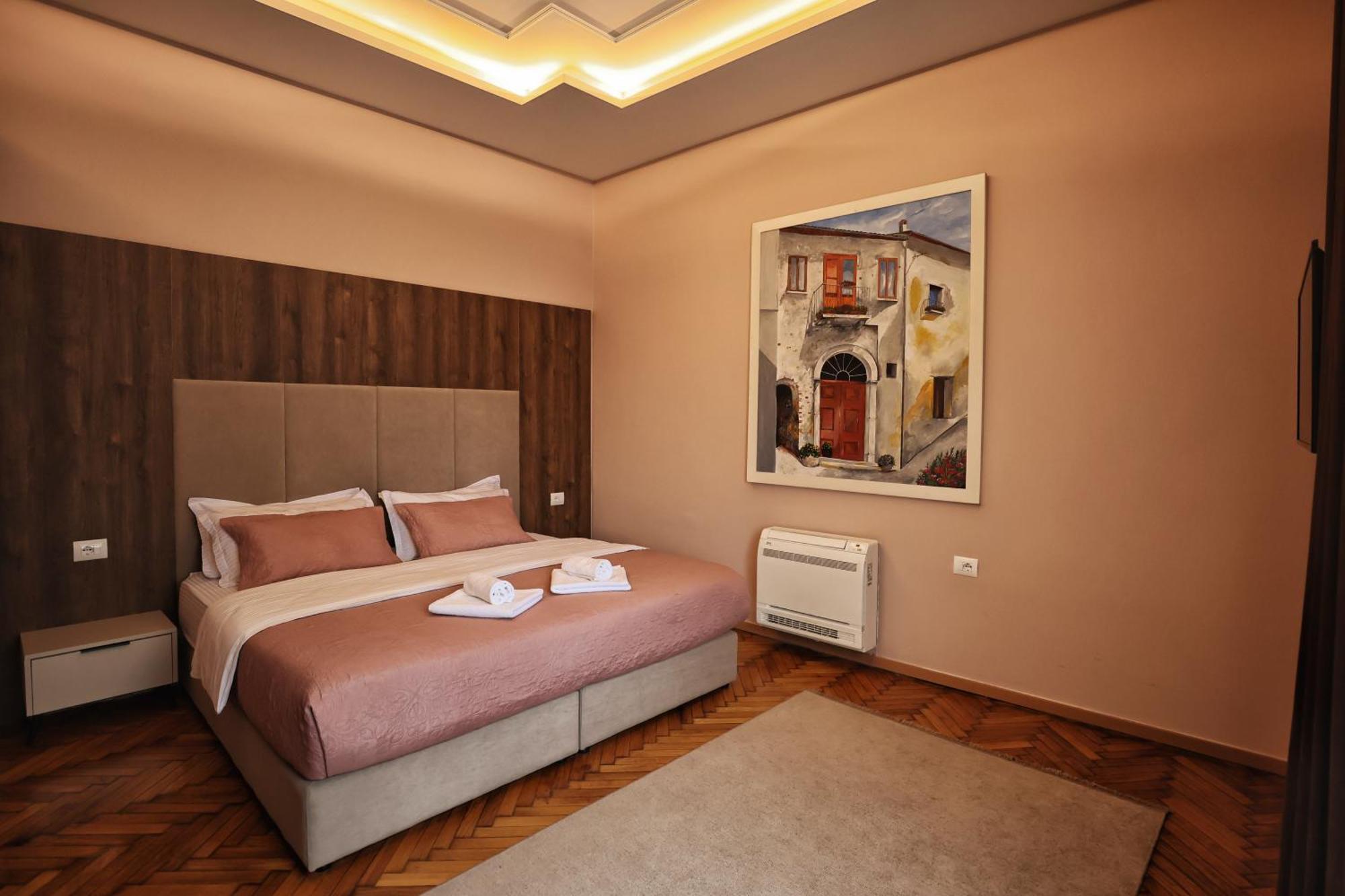 Casablanca - Boutique & Restaurant Shkoder