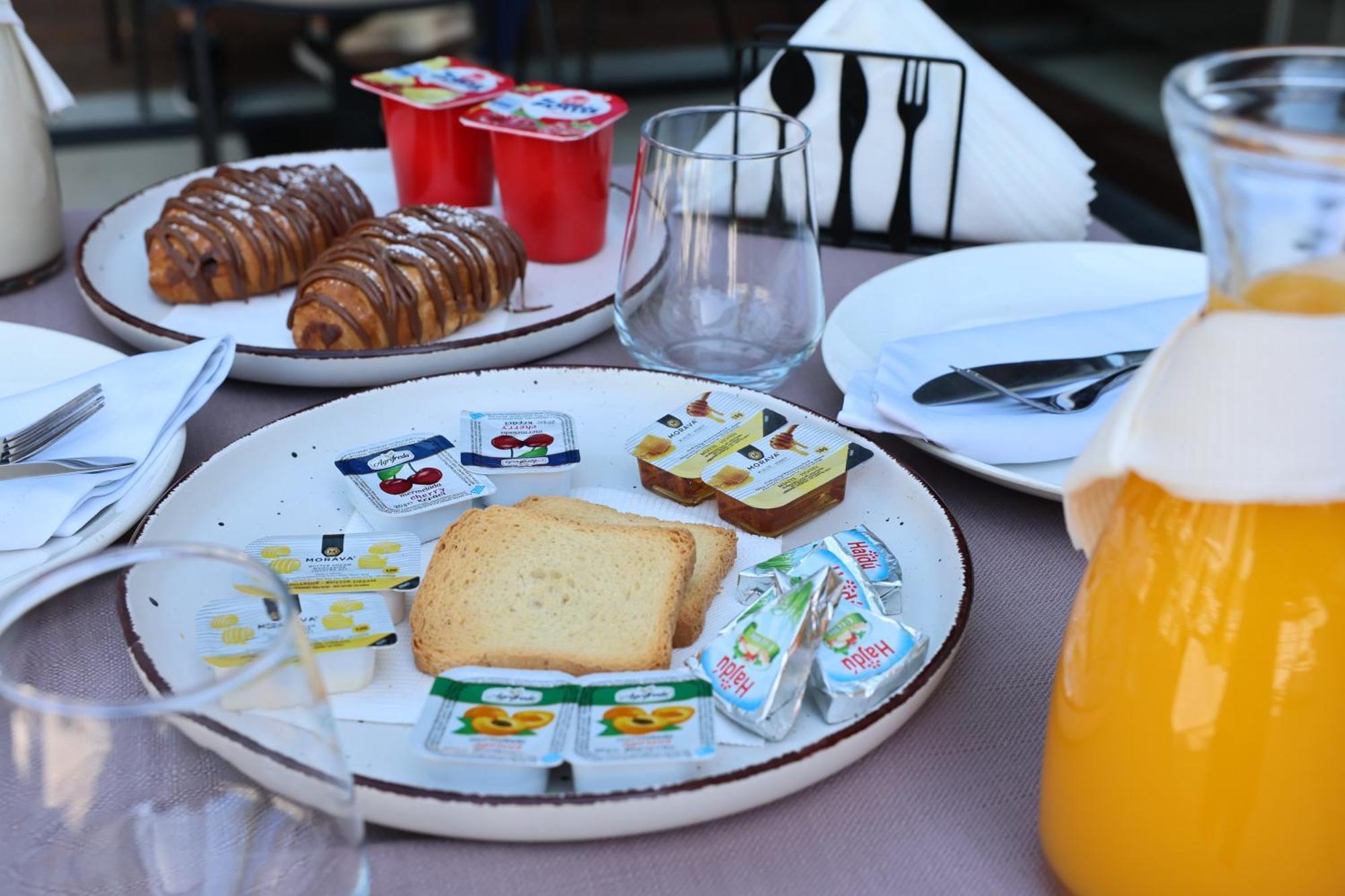 Casablanca - Boutique & Restaurant Shkoder