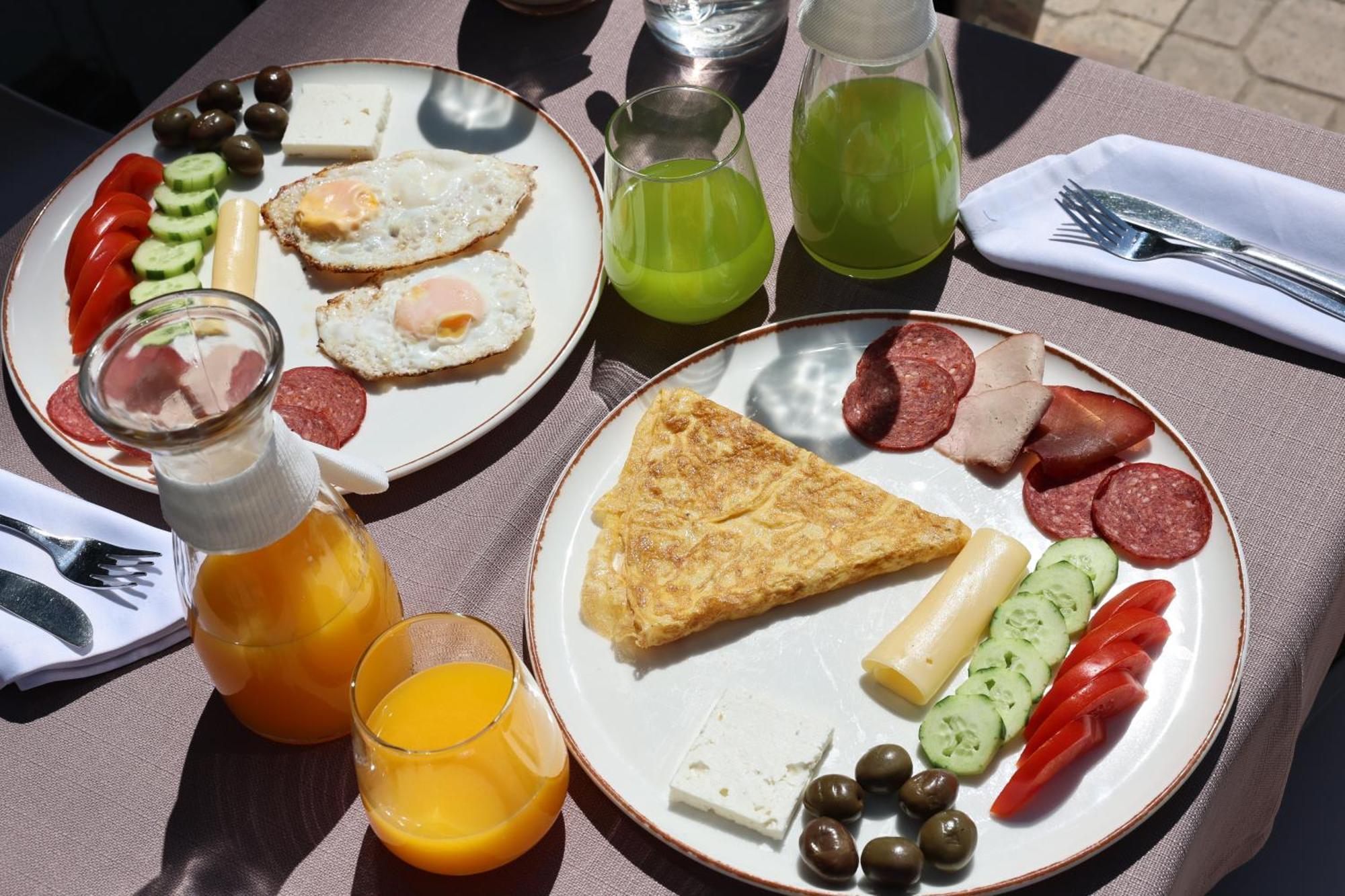 Casablanca - Boutique & Restaurant * Shkoder